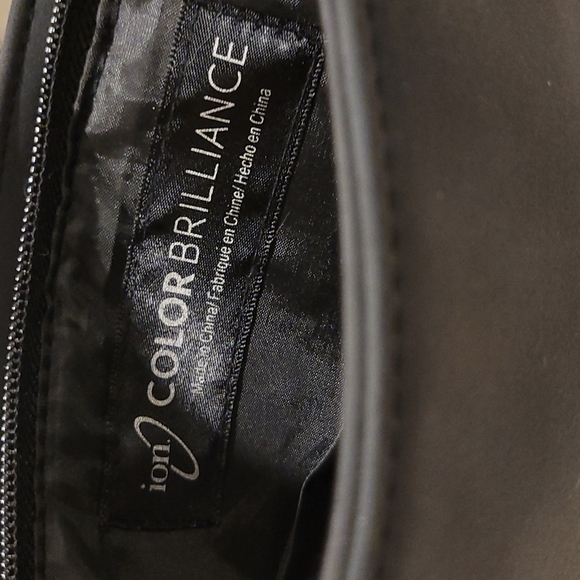 Ion Color Brilliance Slate Gray Convertible Oversized Clutch - Picture 4 of 5